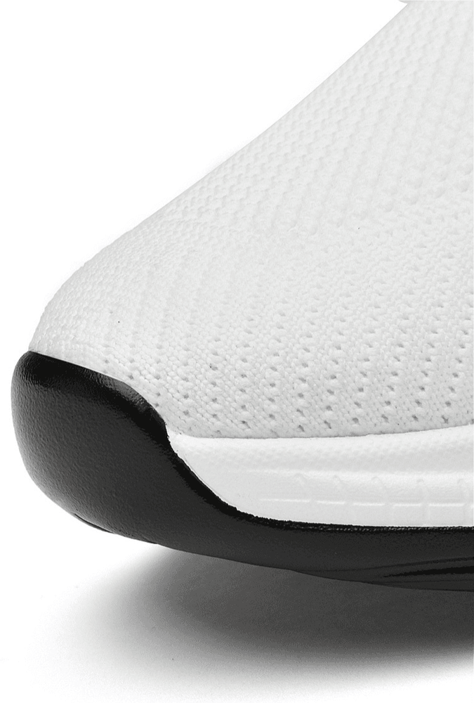CloudStride Knit Sneakers preview 5